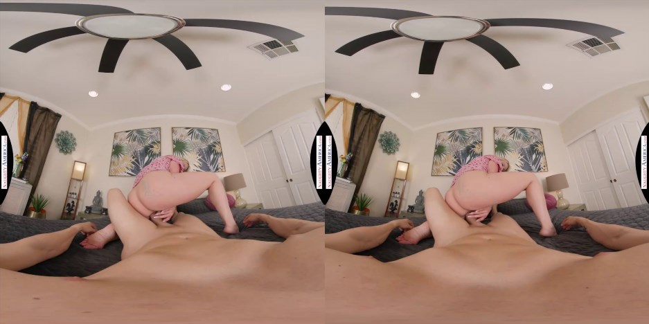 My Friend's Hot Mom with Rachael Cavalli in Mother's Day roses leads Rachael Cavalli to an unexpected backyard fuck - VR